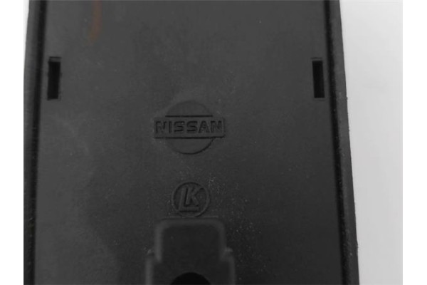 Recambio de mando elevalunas delantero izquierdo para nissan primera berlina (p11) 2.0 referencia OEM IAM 254012F820  