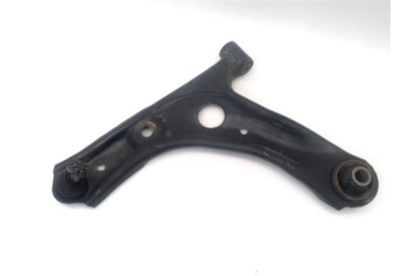 Recambio de brazo suspension delantero izquierdo para citroen c1 1.2 feel referencia OEM IAM 1614191480 B000770280 