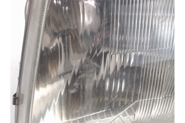 Recambio de faro delantero dcho para peugeot 205 berlina referencia OEM IAM 082608 67522239 