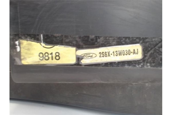 Recambio de faro delantero izquierdo para ford fiesta (cbk) referencia OEM IAM 2S6X13W030AJ 9818 