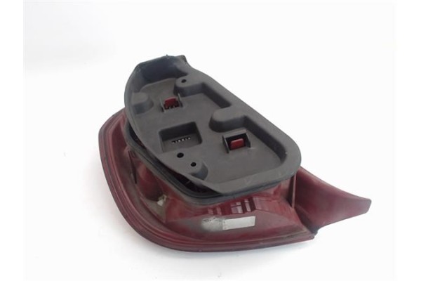 Recambio de piloto trasero derecho para citroen c5 berlina referencia OEM IAM    Recambio de piloto trasero derecho para citroen c5 berlina referencia OEM IAM