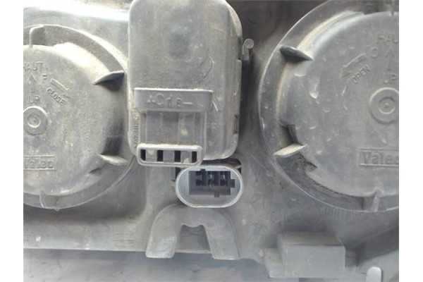 Recambio de faro delantero dcho para renault scenic i (ja...) referencia OEM IAM 7700432093 7701047602 