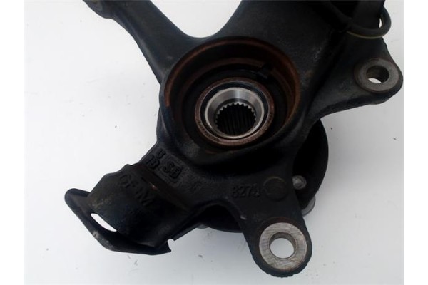 Recambio de mangueta delantero izquierda para citroen c1 1.2 feel referencia OEM IAM B000905680  