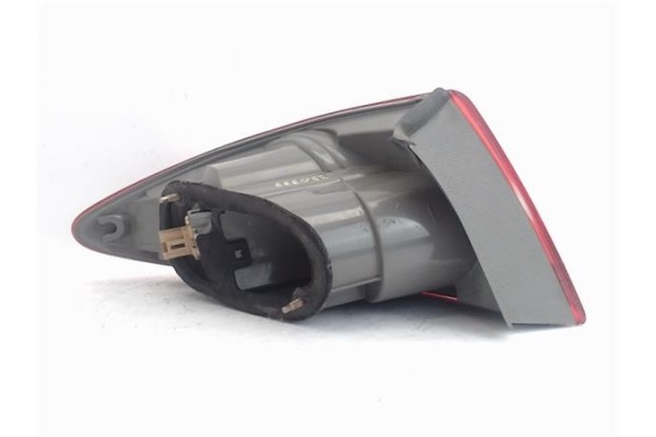 Recambio de piloto trasero derecho para mazda 6 berlina (gg) referencia OEM IAM 2xl950100  