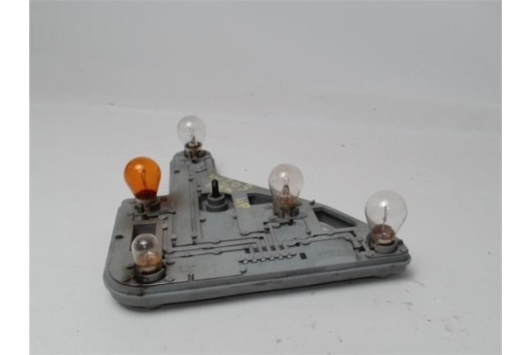 Recambio de portalampara piloto trasero izdo para mercedes-benz clase c (bm 203) berlina 3.0 320 cdi (203.020) referencia OEM IA