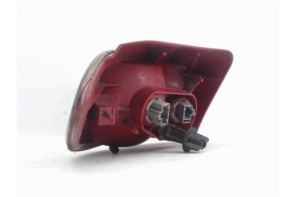 Recambio de piloto trasero derecho para mazda 2 berlina (dy) referencia OEM IAM DD1051170G  