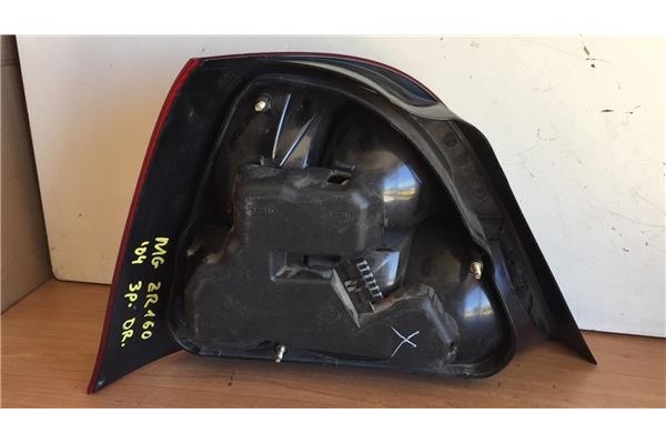 Recambio de piloto trasero derecho para mg mg zr 1.8 160 referencia OEM IAM 1203R  
