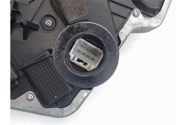 Recambio de cierre electromagnetico delantero izquierdo para lexus rx (mcu_) 400h fwd referencia OEM IAM 6904048071  