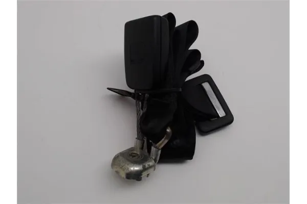 Recambio de anclaje cinturon trasero derecho para audi a4 berlina (b5) 1.9 tdi referencia OEM IAM 8D0857703 V04  