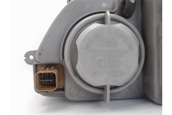 Recambio de faro delantero dcho para daewoo nubira berlina referencia OEM IAM 96272004  