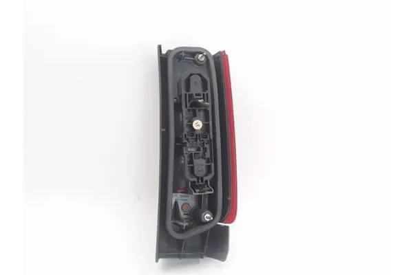 Recambio de piloto inferior trasero izquierdo para volvo v70 familiar 2.5 tdi referencia OEM IAM 3512424 2201531 35124247 , VOLV