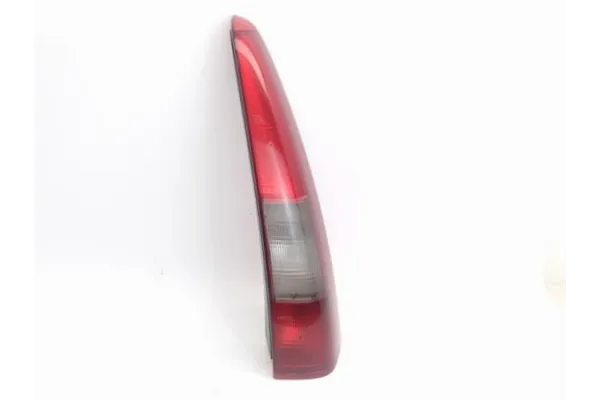 Recambio de piloto superior trasero derecho para volvo v70 familiar 2.5 tdi referencia OEM IAM 9169473  