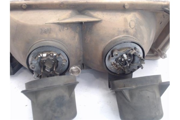 Recambio de faro delantero dcho para citroen zx referencia OEM IAM 95656542  