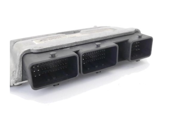 Recambio de centralita para renault scenic ii (jm) 1.6 16v referencia OEM IAM 8200623620  