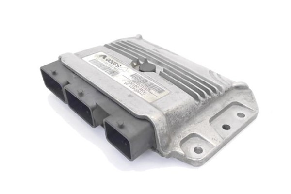 Recambio de centralita para renault scenic ii (jm) 1.6 16v referencia OEM IAM 8200623620  