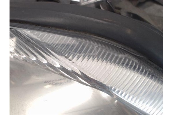 Recambio de faro delantero dcho para opel zafira a referencia OEM IAM 1216572  