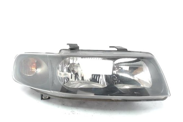 Recambio de faro delantero dcho para seat toledo (1m2) referencia OEM IAM 1M1941016  