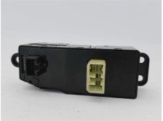 Recambio de mando elevalunas delantero izquierdo para hyundai h-1 furgón 2.5 td referencia OEM IAM 935804A000LK  