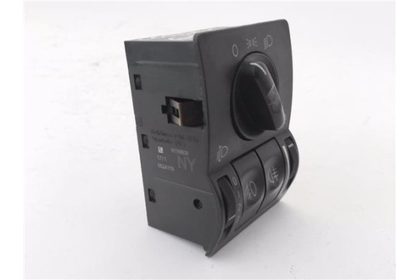 Recambio de mando de luces para opel corsa c 1.7 dti referencia OEM IAM 9138121 9116609 