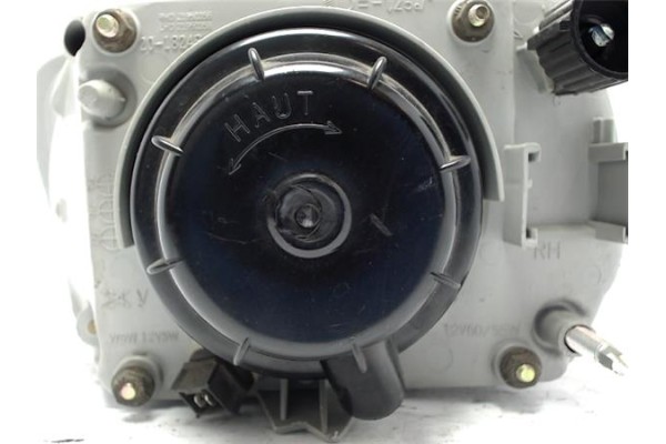 Recambio de faro delantero dcho para renault super 5 (b/c40_) referencia OEM IAM 7701030636  