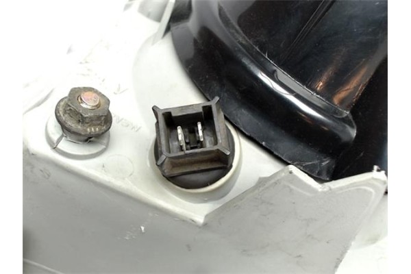 Recambio de faro delantero dcho para renault super 5 (b/c40_) referencia OEM IAM 7701030636  