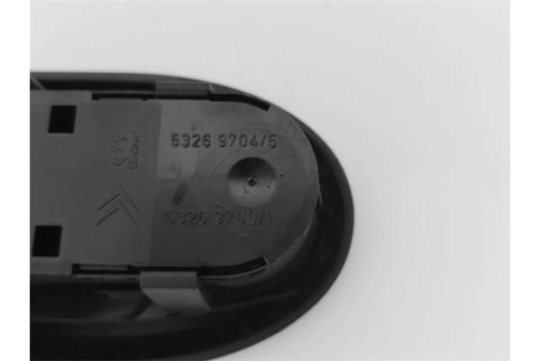 Recambio de mando elevalunas delantero izquierdo para peugeot 407 2.0 hdi 135 referencia OEM IAM 6554ER  