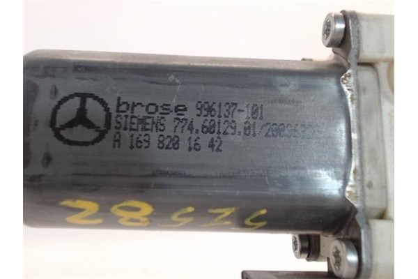 Recambio de motor elevalunas delantero derecho para mercedes-benz clase a (bm 169) 1.5 a 150 (169.031) referencia OEM IAM A16982