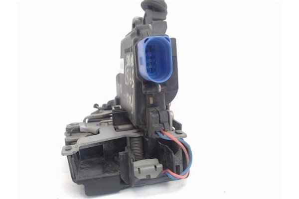 Recambio de cierre electromagnetico delantero derecho para skoda fabia (6y2/6y3) 1.2 classic referencia OEM IAM 3B1837016BQ  3B1
