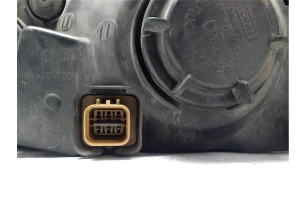 Recambio de faro delantero dcho para hyundai elantra (xd) referencia OEM IAM   