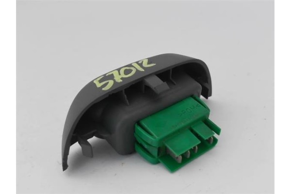 Recambio de mando elevalunas trasero derecho para peugeot 107 1.0 básico referencia OEM IAM 6554KZ  
