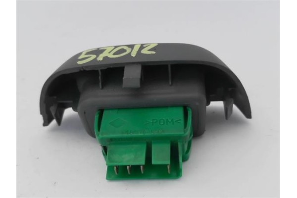 Recambio de mando elevalunas trasero derecho para peugeot 107 1.0 básico referencia OEM IAM 6554KZ  