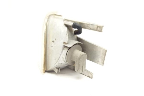 Recambio de intermitente delantero izquierdo para peugeot expert (224) 1.9 td referencia OEM IAM 016611518LC  