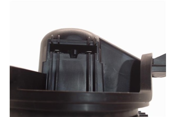 Recambio de ventilador calefaccion para peugeot partner furgón (5) 2.0 hdi referencia OEM IAM GMVM59ACV 030668Q 