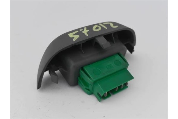 Recambio de mando elevalunas trasero izquierdo para peugeot 107 1.0 básico referencia OEM IAM 6554KZ  