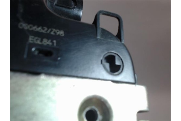 Recambio de cierre electromagnetico delantero derecho para renault laguna ii (bg0) 1.6 16v (bg0a, bg0l) referencia OEM IAM 00066