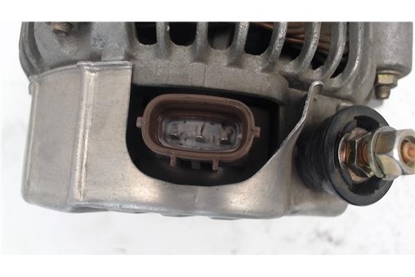 Recambio de alternador para lexus is sportcross 200 referencia OEM IAM 2706070500 1012117370 
