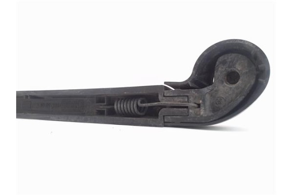 Recambio de brazo limpiaparabrisas trasero para skoda fabia (6y2/6y3) 1.2 classic referencia OEM IAM 6Y6955704  6Y0955425 , SKOD