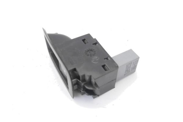 Recambio de mando elevalunas trasero derecho para volkswagen polo v (6r1) 1.4 advance referencia OEM IAM 6R0867255B  