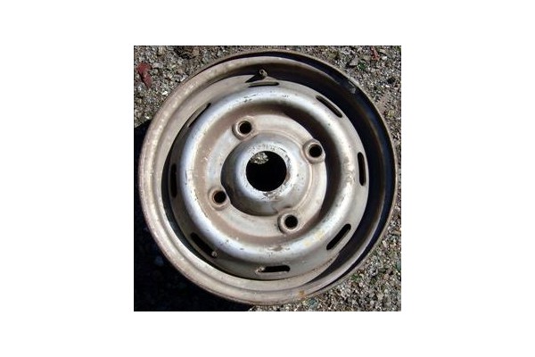 Recambio de llanta para renault trafic furgón (t1, t3, t4) 2.1 d referencia OEM IAM   