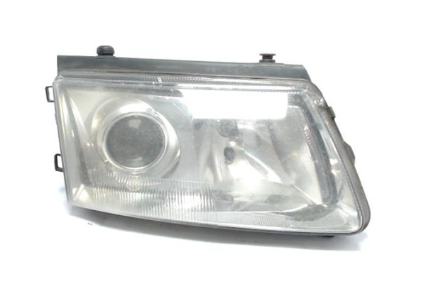 Recambio de faro delantero dcho para volkswagen passat variant (3b5) referencia OEM IAM 3B0941018J  