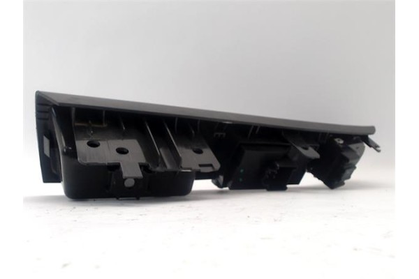 Recambio de botonera puerta delantero izquierda para chevrolet cruze 2.0 ls referencia OEM IAM 13272182 13305295 