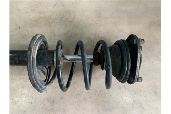 Recambio de amortiguador delantero derecho para toyota corolla (e12) 1.6 vvt-i referencia OEM IAM   