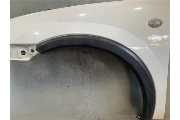 Recambio de aleta delantero izquierda para opel combo (corsa c) 1.3 cdti 16v referencia OEM IAM 1101031 L01471 90428152 , OPEL |