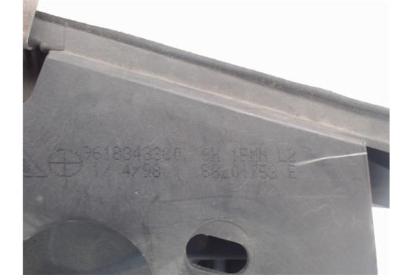 Recambio de faro delantero dcho para citroen saxo referencia OEM IAM 9618343380 86201753E 