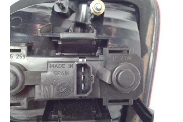 Recambio de piloto porton trasero izquierdo para seat leon (1m1) referencia OEM IAM 1M6945091B 50662 