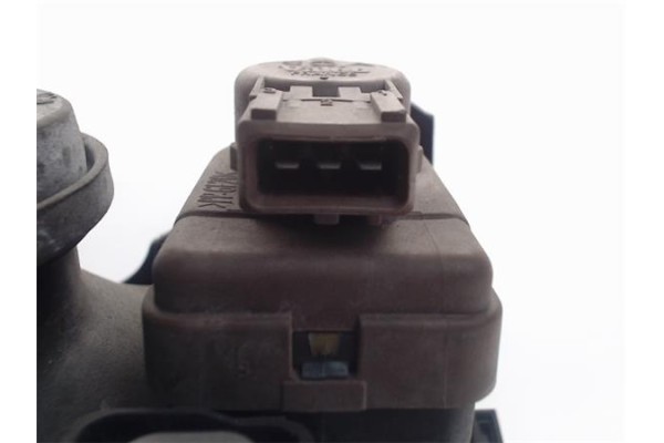 Recambio de faro delantero dcho para citroen saxo referencia OEM IAM 9618343380 86201753E 