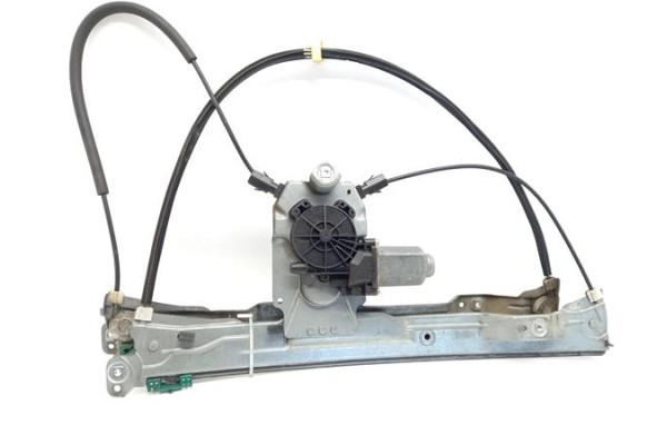 Recambio de mecanismo elevalunas delantero derecho para renault clio iii 1.5 dci referencia OEM IAM 400857  