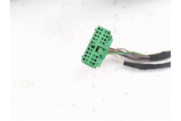 Recambio de retrovisor electrico izquierdo para volvo s60 berlina 2.4 d referencia OEM IAM 30634917 6139597 
