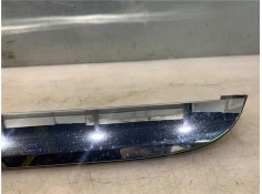 Recambio de moldura puerta trasero derecha para peugeot 2008 1.6 hdi referencia OEM IAM 16100156DX  