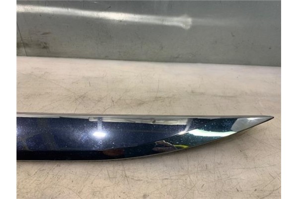 Recambio de moldura puerta trasero izquierda para peugeot 2008 1.6 hdi referencia OEM IAM 16100155DX  